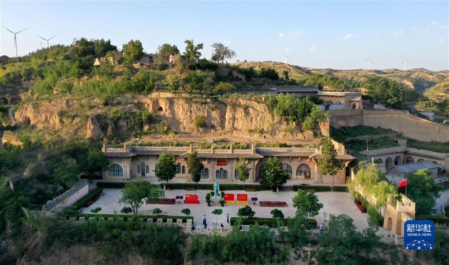 （新華全媒頭條&middot;圖文互動(dòng)）（1）百年初心成大道　萬(wàn)里征程作雄行&mdash;&mdash;以習近平同志為核心的黨中央領(lǐng)導開(kāi)展黨史學(xué)習教育紀實(shí)