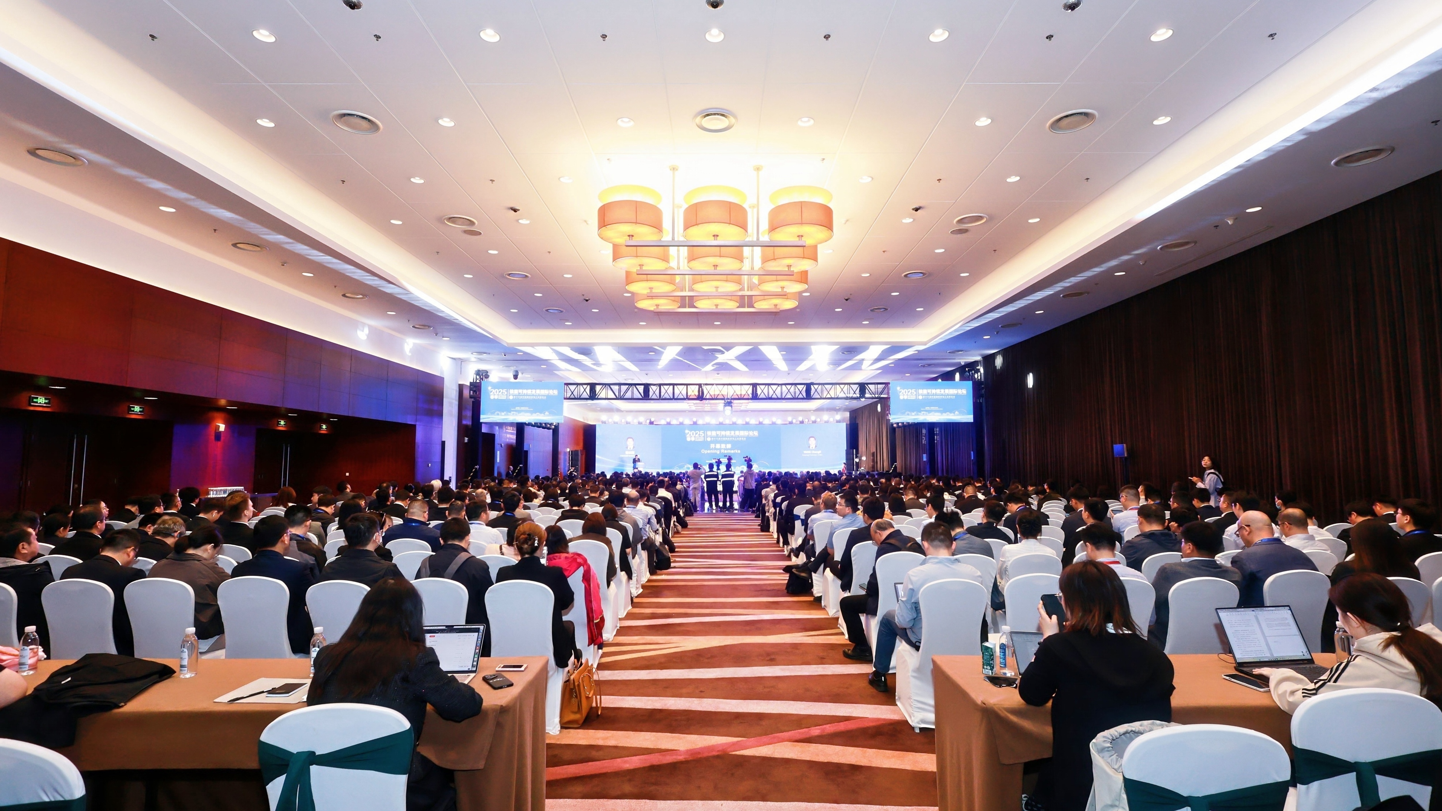 生態(tài)環(huán)境部副部長(cháng)董保同：世界核能領(lǐng)域正在進(jìn)入產(chǎn)業(yè)復興和創(chuàng  )新發(fā)展的新階段