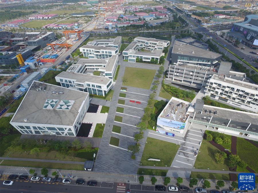 （新華全媒頭條&middot;圖文互動(dòng)）（5）風(fēng)好再揚帆&mdash;&mdash;以習近平同志為核心的黨中央關(guān)心前海深港現代服務(wù)業(yè)合作區建設紀實(shí)