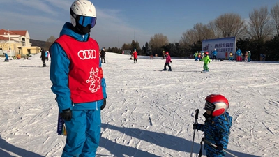 冰雪運動(dòng)&ldquo;冬風(fēng)&rdquo;未艾 &ldquo;三億人上冰雪&rdquo;只是開(kāi)始
