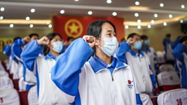 以青春之我，貢獻偉大時(shí)代