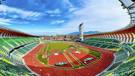 為什么田徑世錦賽會(huì )在一個(gè)大學(xué)田徑場(chǎng)里舉行？