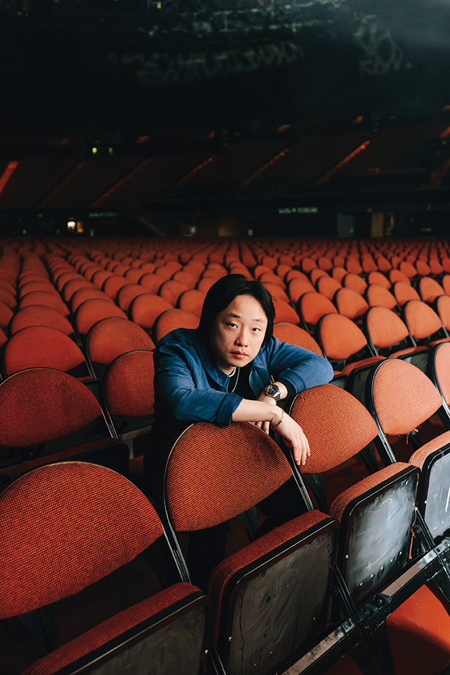 歐陽(yáng)萬(wàn)成：用幽默架起文化交流橋梁