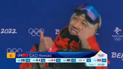 他只得了15分卻笑得很幸福 閃光的，不只有獎牌