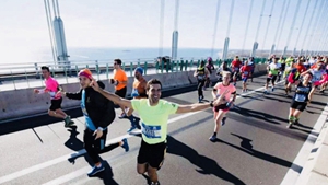 長(cháng)春亞泰路跑？你以為走錯了片場(chǎng)，其實(shí)這是跨界