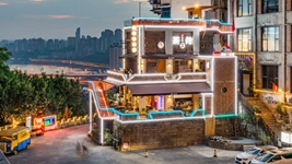 打卡工業(yè)遺存丨老廠(chǎng)區變身創(chuàng  )業(yè)基地，這里“正青春”