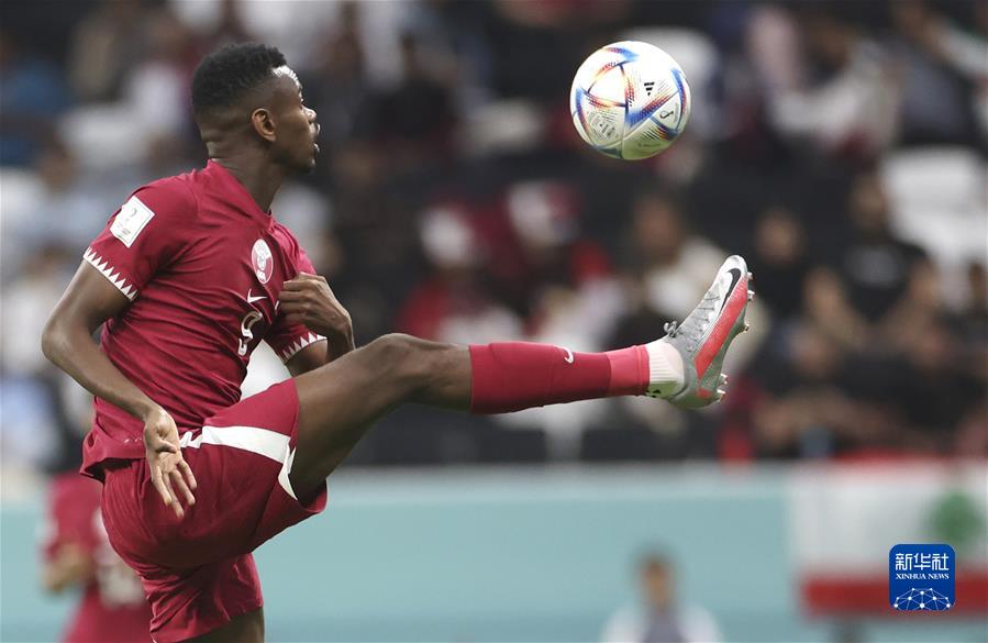 （卡塔爾世界杯）揭幕戰：厄瓜多爾隊戰勝卡塔爾隊