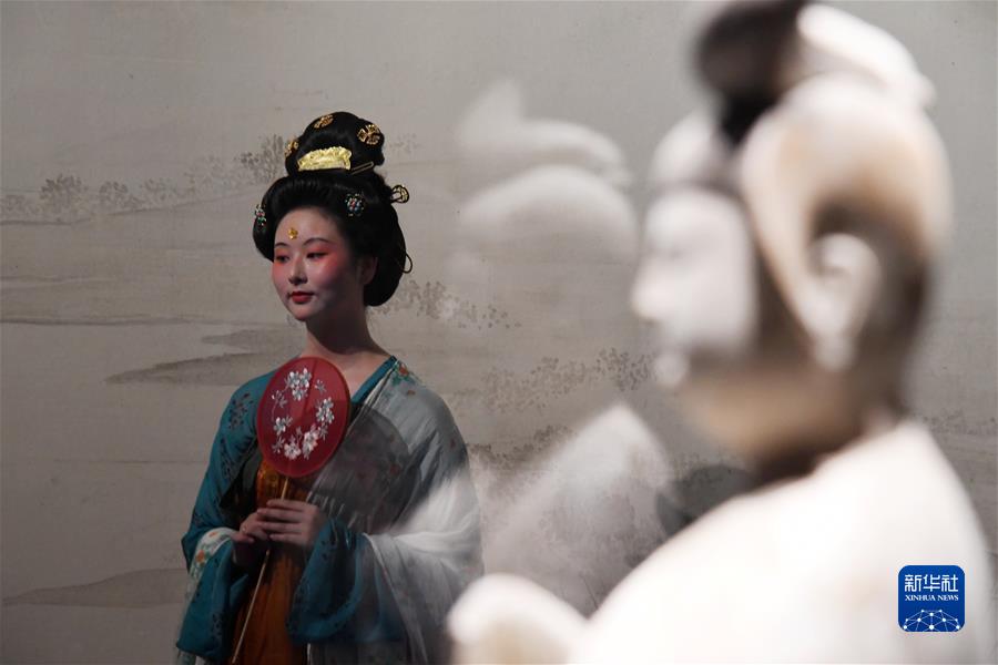 (鏡觀(guān)中國·新華社國內新聞?wù)掌恢芫x)(9)陜西開(kāi)啟“博物館與美好生活”文博之夜系列活動(dòng)