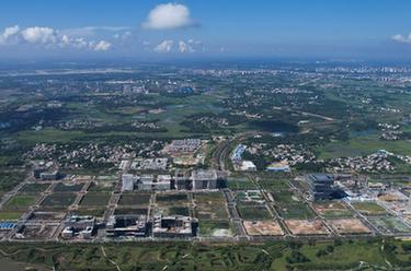 新華全媒+丨?？诮瓥|新區：防疫不放松 建設不停工