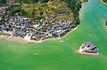 新華全媒+｜重慶酉陽(yáng)：“山地旅游+山地農業(yè)”助力鄉村振興