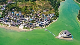 新華全媒+｜重慶酉陽(yáng)：“山地旅游+山地農業(yè)”助力鄉村振興