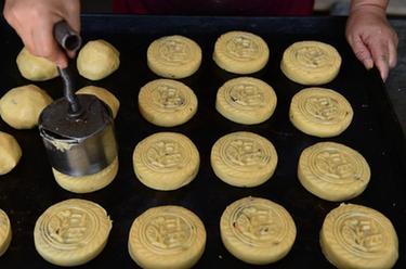石家莊:月餅制作迎中秋