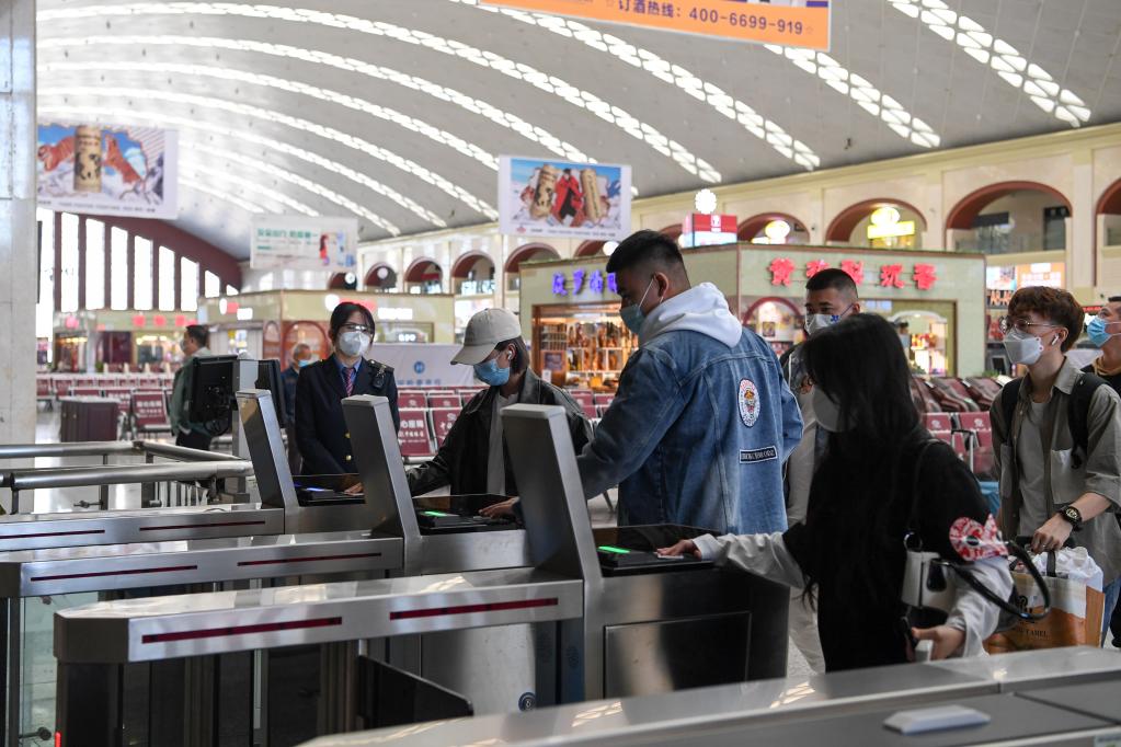 哈爾濱：鐵路中秋小長(cháng)假運輸啟動(dòng)