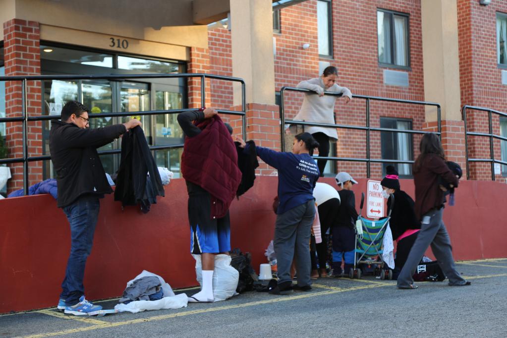 特寫(xiě):紐約“舒適”旅館里的困境
