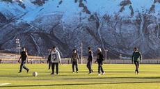 新華全媒+|雪域高原上的足球場(chǎng)