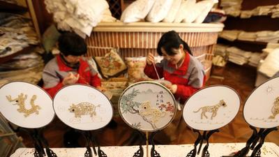 即墨花邊暢銷(xiāo)海內外市場(chǎng)