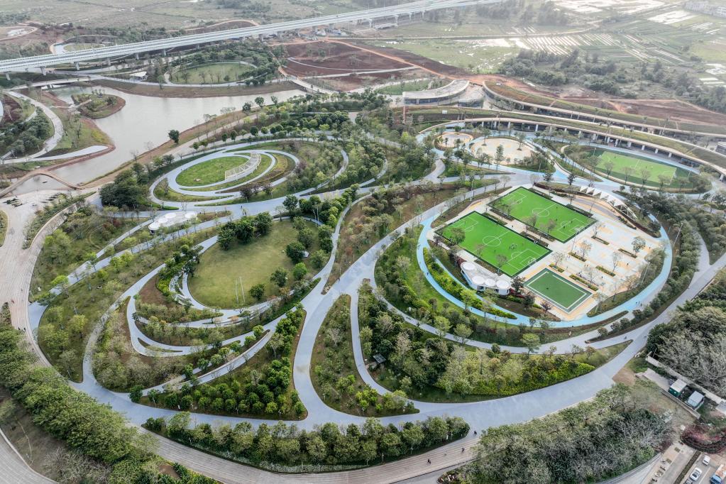 鳥(niǎo)瞰?？谖餍愎珗@