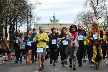 德國柏林:跑進(jìn)新年