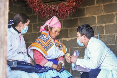 見(jiàn)醫見(jiàn)藥見(jiàn)干部——貴州農村防疫一線(xiàn)見(jiàn)聞