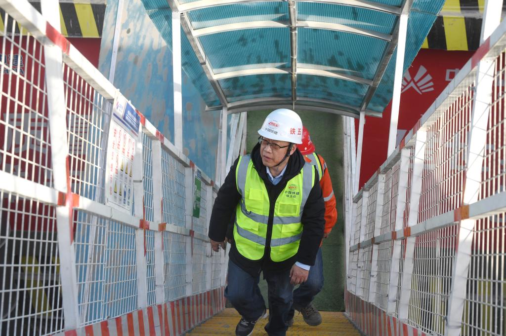 新華全媒+丨雄安建設者老梅的春節堅守