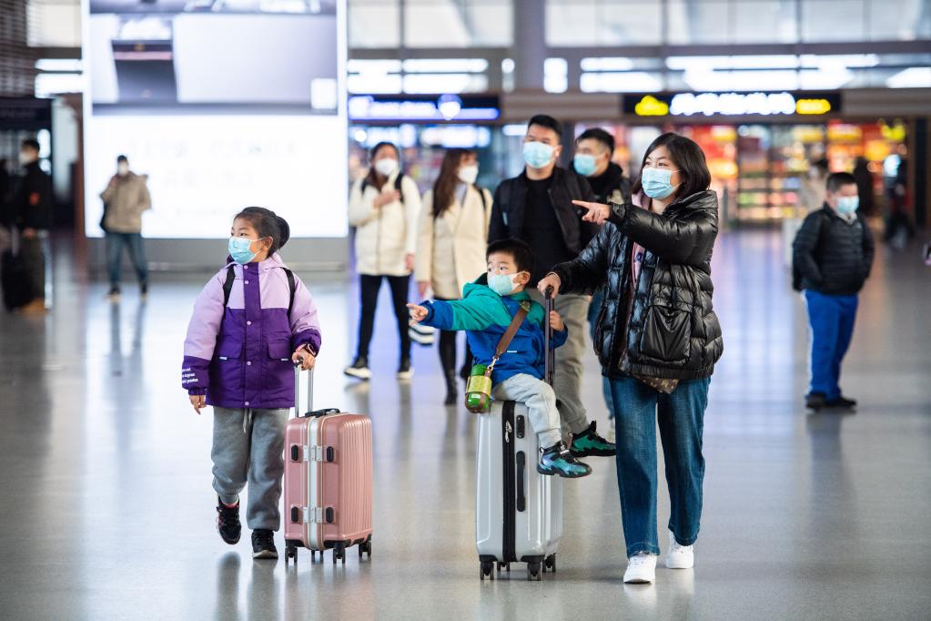 新春走基層丨添設備、暖服務(wù)、行方便——湖南長(cháng)沙春運一線(xiàn)見(jiàn)聞