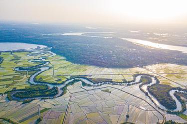 ?？谌獫竦卮悍N忙