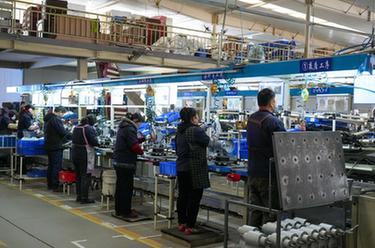 山東文登:外貿企業(yè)新春生產(chǎn)忙