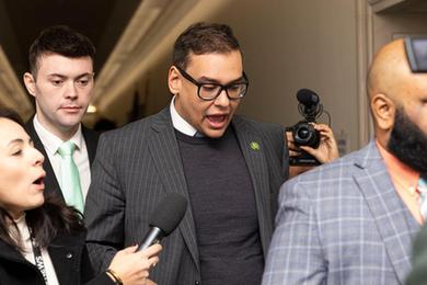 美國會(huì )調查履歷造假議員