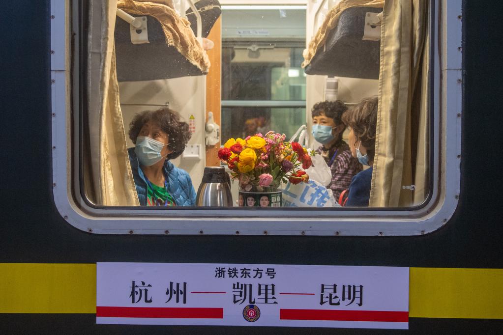 旅游專(zhuān)列助力旅游市場(chǎng)復蘇