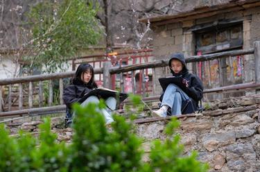 河南林州：“畫(huà)家村”描繪鄉村振興新畫(huà)卷