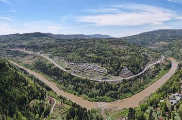 四川:緬懷革命先烈的“紅色之路”