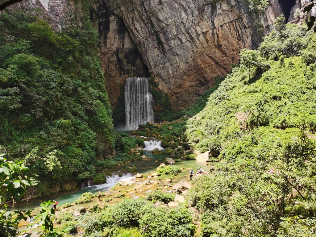 “仙境”可能成險境:網(wǎng)紅“野景點(diǎn)”風(fēng)險需警惕