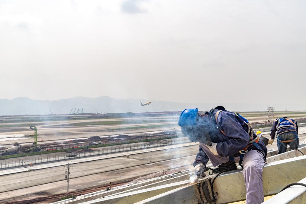 總工程量完成70% 重慶江北國際機場(chǎng)T3B項目建設加速推進(jìn)