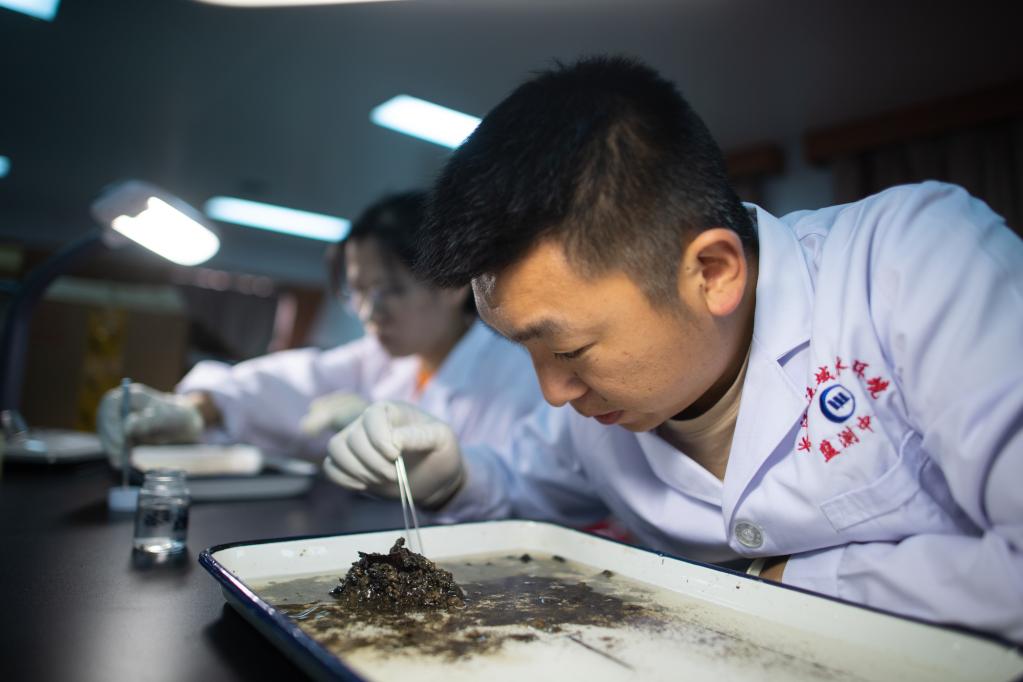 新華全媒+｜長(cháng)江“大體檢”直擊