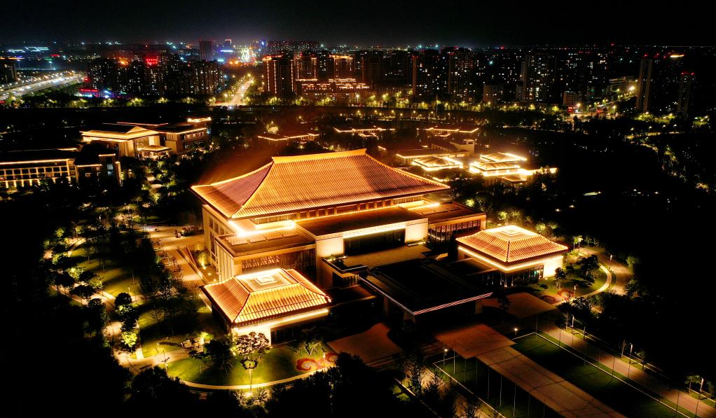 新華全媒+丨中國-中亞峰會(huì )丨“飛閱”西安瞰古今