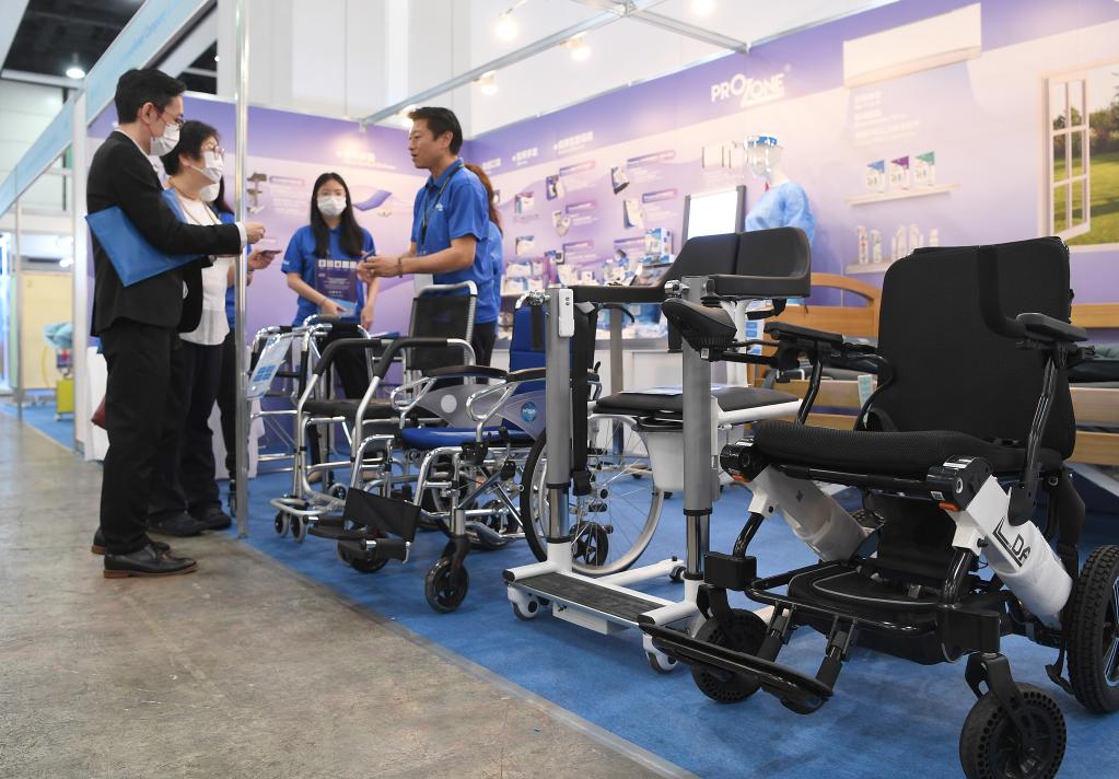 第二屆“國際醫療健康周”開(kāi)幕 展示香港醫療創(chuàng  )新和投資優(yōu)勢