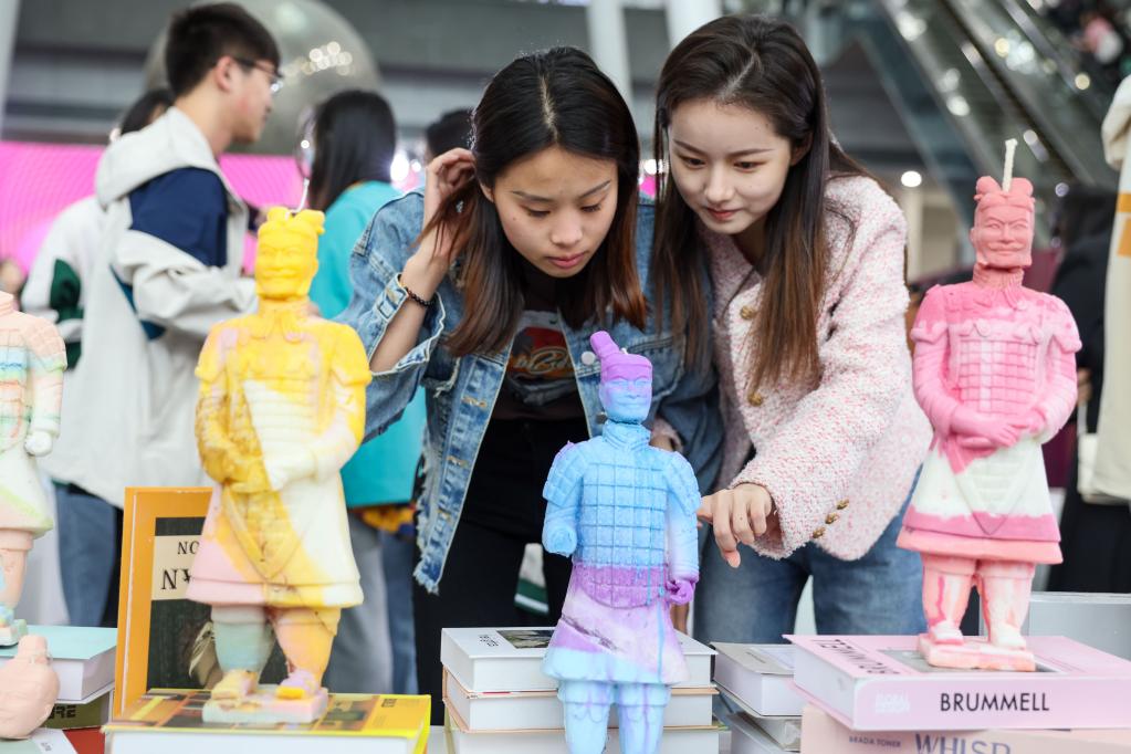 山東濟南:大學(xué)生畢業(yè)作品展風(fēng)采