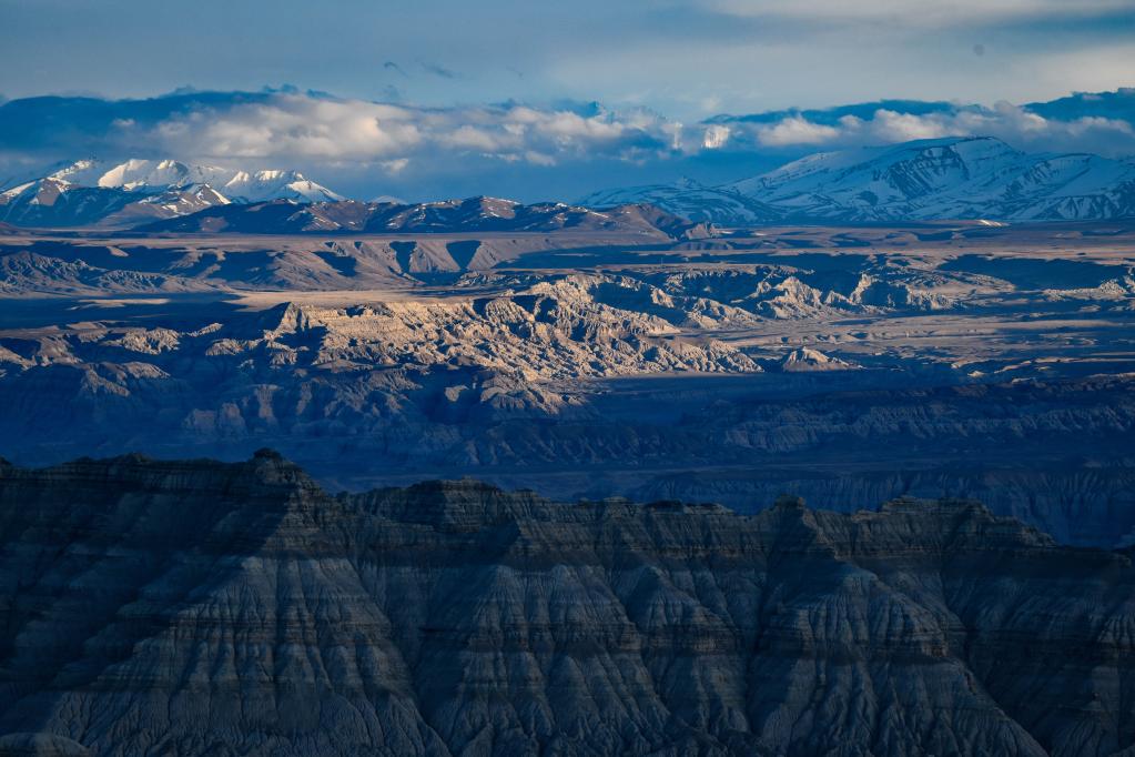 國道之行 從雪山奔向大海丨札達土林：唯有時(shí)光才能造就如此之美