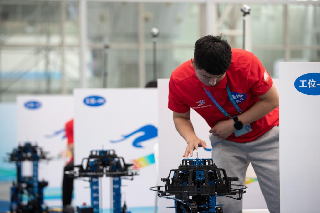 哈爾濱:職業(yè)技能人才“比武秀藝”