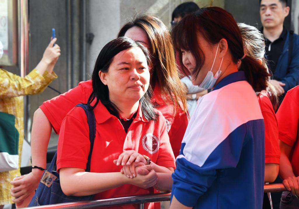 新華全媒+丨2023年高考拉開(kāi)帷幕