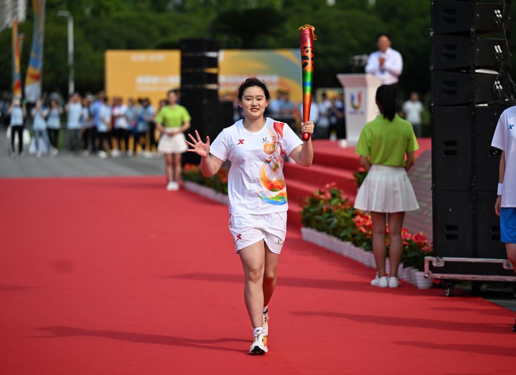 成都大運會(huì )火炬成都站第四個(gè)傳遞日活動(dòng)舉行