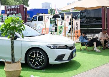 “汽車(chē)+露營(yíng)”—— 長(cháng)春汽博會(huì )上的汽車(chē)消費新時(shí)尚