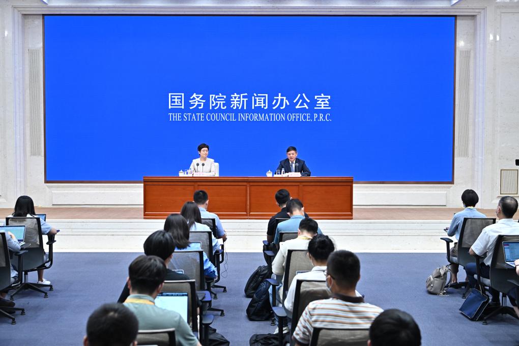 新華全媒+丨國新辦舉行“權威部門(mén)話(huà)開(kāi)局”系列主題新聞發(fā)布會(huì )介紹“加強生態(tài)環(huán)境保護，全面推進(jìn)美麗中國建設”有關(guān)情況