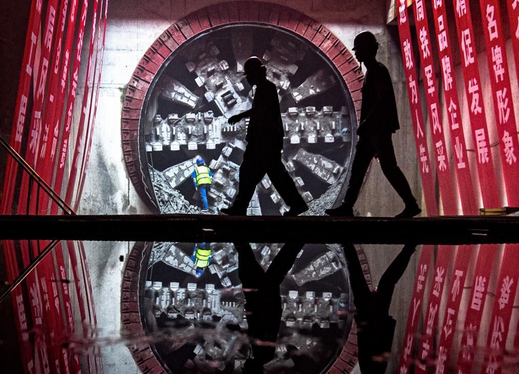 武漢軌道交通12號線(xiàn)首個(gè)盾構區間順利貫通