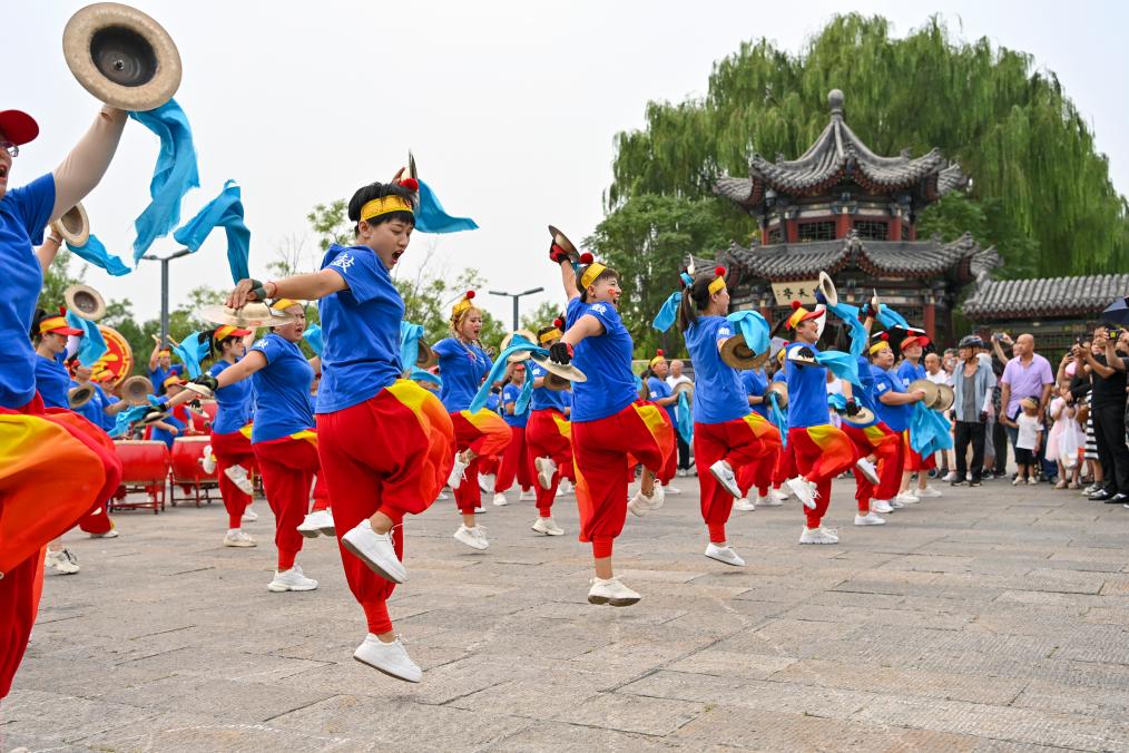 晉祠廟會(huì )引游人