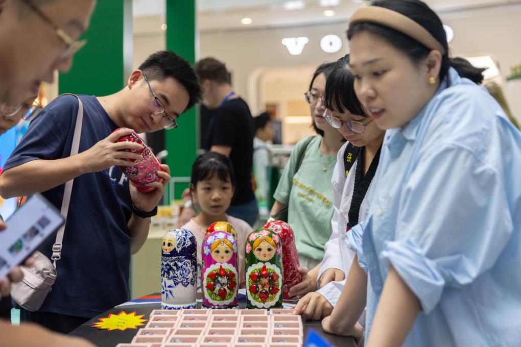 “環(huán)俄世界”俄羅斯文化節在滬開(kāi)幕