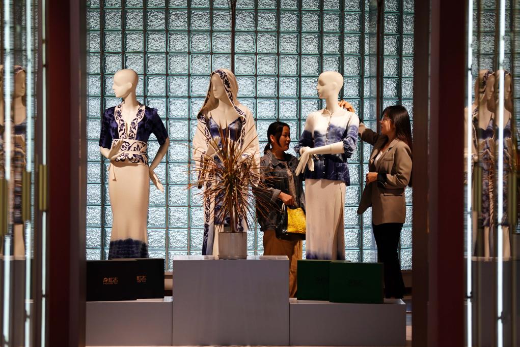 河北清河：“中國羊絨之都”秋日產(chǎn)銷(xiāo)旺