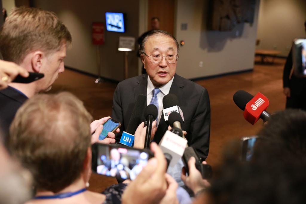 中國代表：推動(dòng)巴以盡快?；?，防止發(fā)生更嚴重人道災難