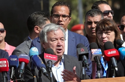 聯(lián)合國秘書(shū)長(cháng)呼吁立即實(shí)現巴以?；鸷图由车貛说谰仍疁嗜? /></a></p>
<p class=