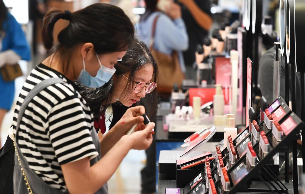 海南離島免稅“即購即提”銷(xiāo)售額破20億元